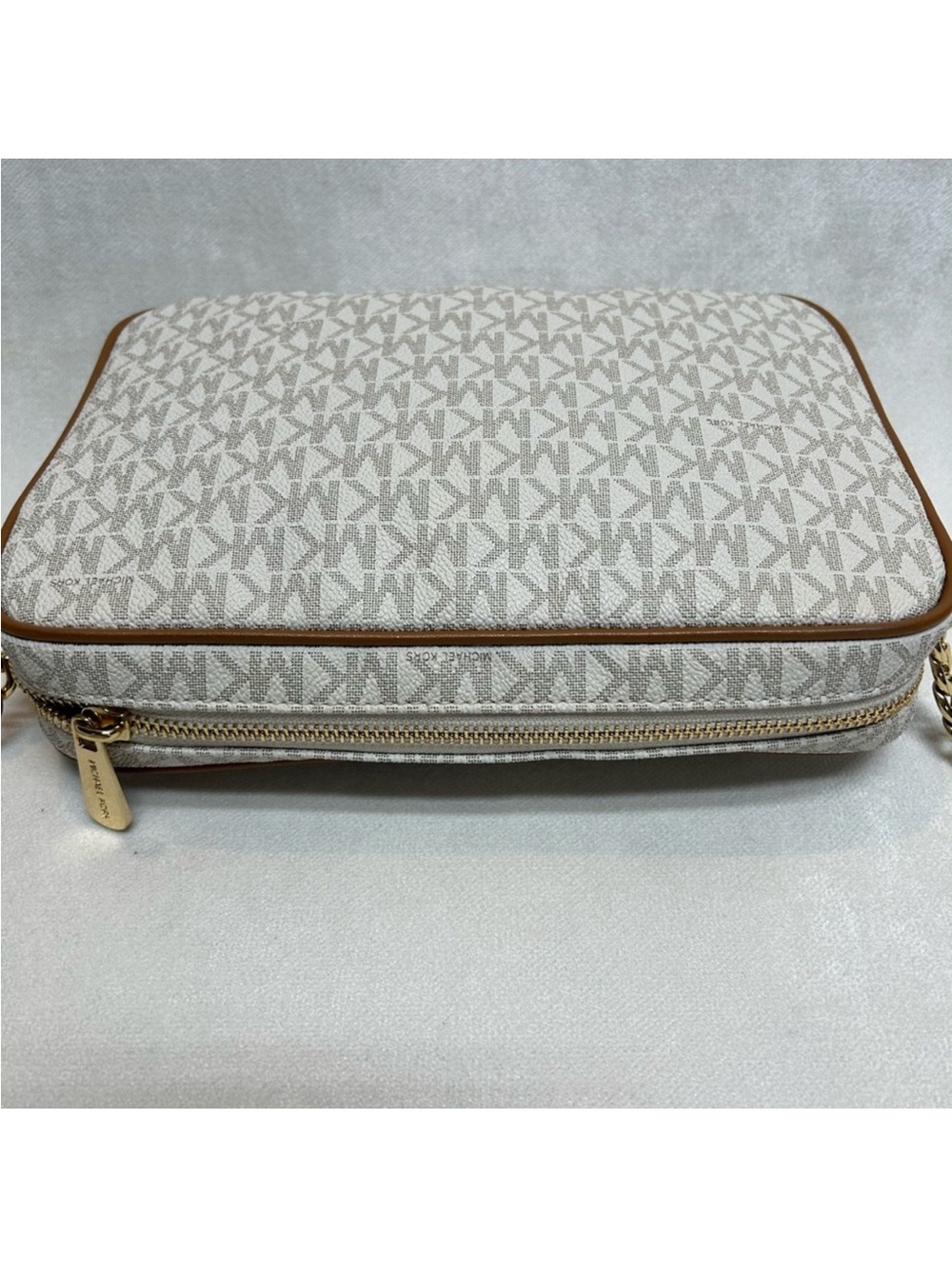 EUC Michael Kors Jet Set Large Crossbody - Picture 8 of 11
